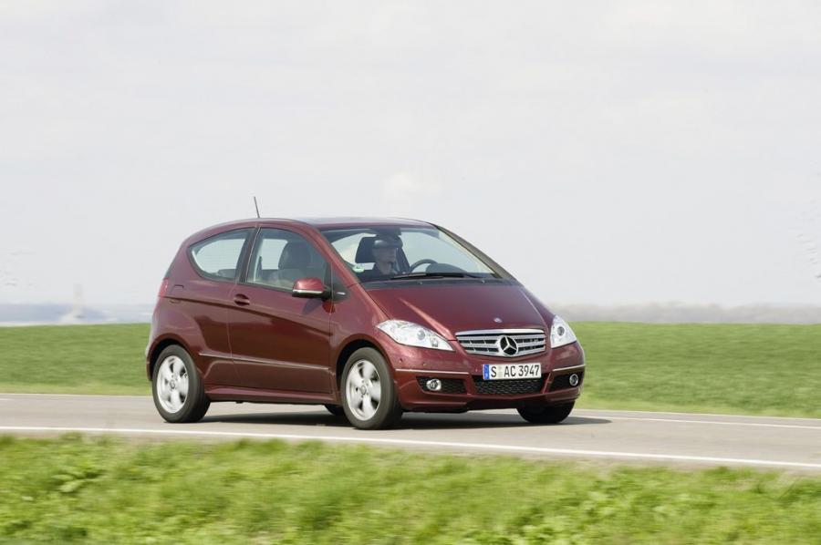  Mercedes-Benz A-Class 3-Door 2009 года  (фото 4 из 28)